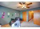 1049 Chandler Ln, Sun Prairie, WI 53590