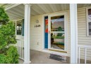 1049 Chandler Ln, Sun Prairie, WI 53590