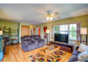 1049 Chandler Ln, Sun Prairie, WI 53590