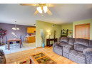 1049 Chandler Ln, Sun Prairie, WI 53590