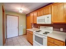 1049 Chandler Ln, Sun Prairie, WI 53590