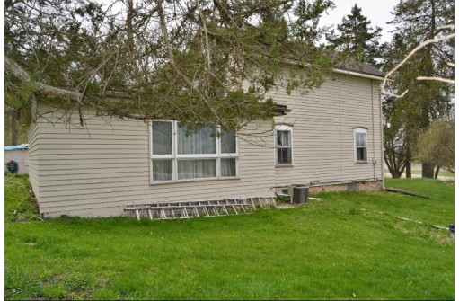 S11504 Paulus Rd, Spring Green, WI 53588