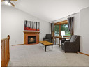 1110 N Thompson Dr, Madison, WI 53704