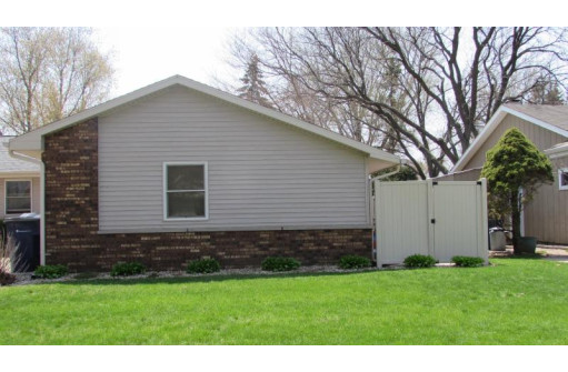 4262 Skyview Dr, Janesville, WI 53546-2123