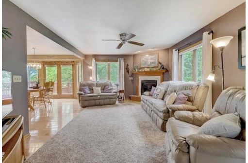 3763 Naturaledge Ct, Sun Prairie, WI 53590