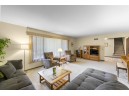 6945 Rock Ridge Ct, Verona, WI 53593