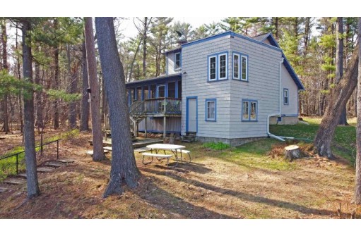 492 Blass Lake Dr, Lake Delton, WI 53940