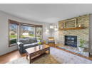 7953 W Oakbrook Cir, Madison, WI 53717