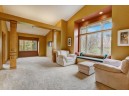 3050 Bosshard Dr, Fitchburg, WI 53711