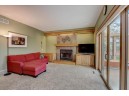 3050 Bosshard Dr, Fitchburg, WI 53711