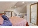 1011 Lawrence St, Madison, WI 53715