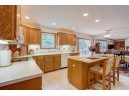 6348 Irving Dr, Sun Prairie, WI 53590