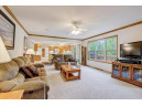 6348 Irving Dr, Sun Prairie, WI 53590