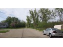 718 Walker Way, Edgerton, WI 53534