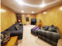 1526 Wolcott St, Janesville, WI 53546