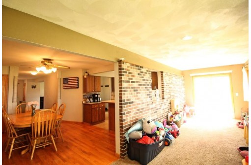 17718 W Avon North Townline Rd, Brodhead, WI 53520