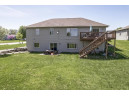 199 Cardinal Ln, Fall River, WI 53932-8918