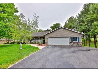 4101 E Stone Ridge Dr Milton, WI 53563