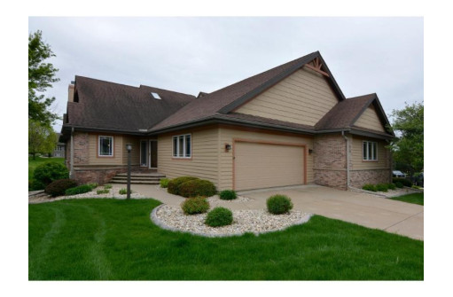 2997 Woods Edge Way, Fitchburg, WI 53711