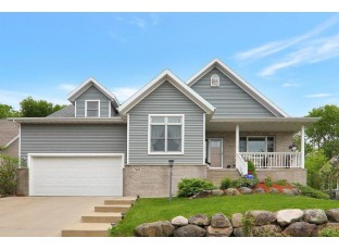 709 Killian Tr Cottage Grove, WI 53527