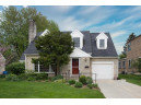 261 Kensington Dr, Madison, WI 53704