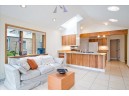 261 Kensington Dr, Madison, WI 53704