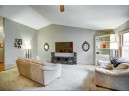 7533 E Village Crest Dr, Madison, WI 53719