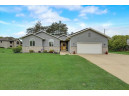 2606 Dorn Dr, Portage, WI 53901