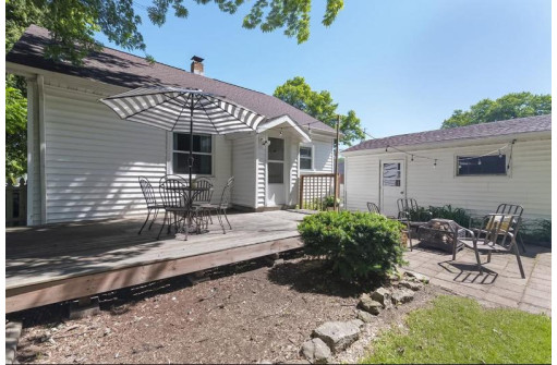 209 E North St, DeForest, WI 53532