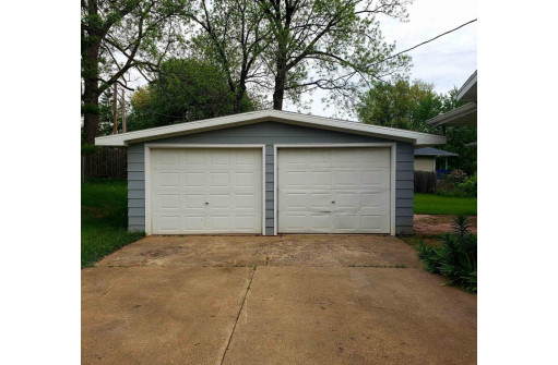 101 Clifton St, Evansville, WI 53536