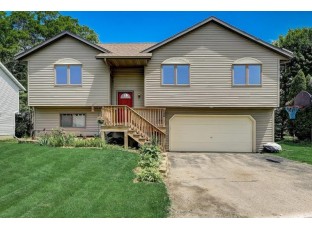 142 Thomson Ln Oregon, WI 53575