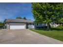 118 Teddy St, Brooklyn, WI 53521