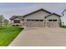 1426 Chadsworth Dr, Sun Prairie, WI 53590