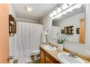 1426 Chadsworth Dr, Sun Prairie, WI 53590