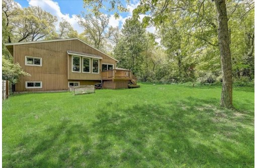 6168 Knollwood Dr, Oregon, WI 53575