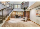 6168 Knollwood Dr, Oregon, WI 53575