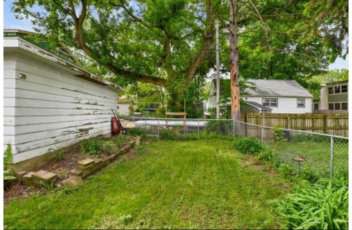 34 S Bryan St, Madison, WI 53714