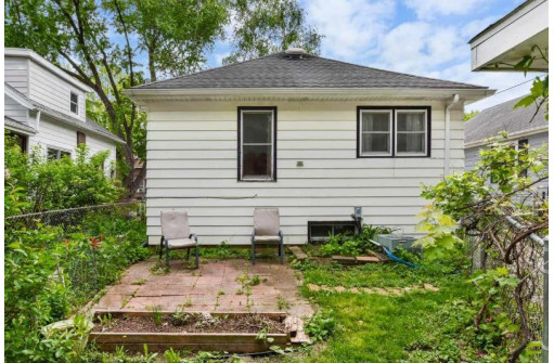 34 S Bryan St, Madison, WI 53714