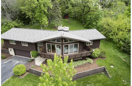 2302 Gold Dr, Fitchburg, WI 53711