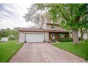 1295 Grandview Ct, Sun Prairie, WI 53590