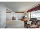 1295 Grandview Ct, Sun Prairie, WI 53590