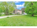 942 Black Bridge Rd, Janesville, WI 53545