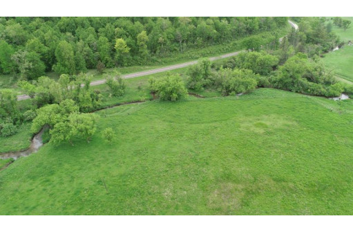 5215 County Road T, Barneveld, WI 53507