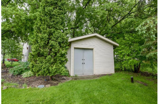 4337 Severson Dr, Madison, WI 53718