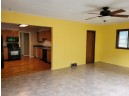 869 E Daffodil Ln, Beloit, WI 53511