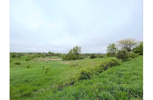 20 +/- ACRES S Brookville Rd, Viroqua, WI 54665