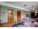 1530 Drewry Ln, Madison, WI 53704