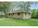 1530 Drewry Ln, Madison, WI 53704