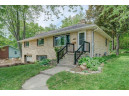 1530 Drewry Ln, Madison, WI 53704