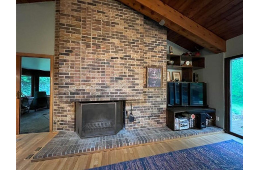 4602 Deerpath Rd, Middleton, WI 53562